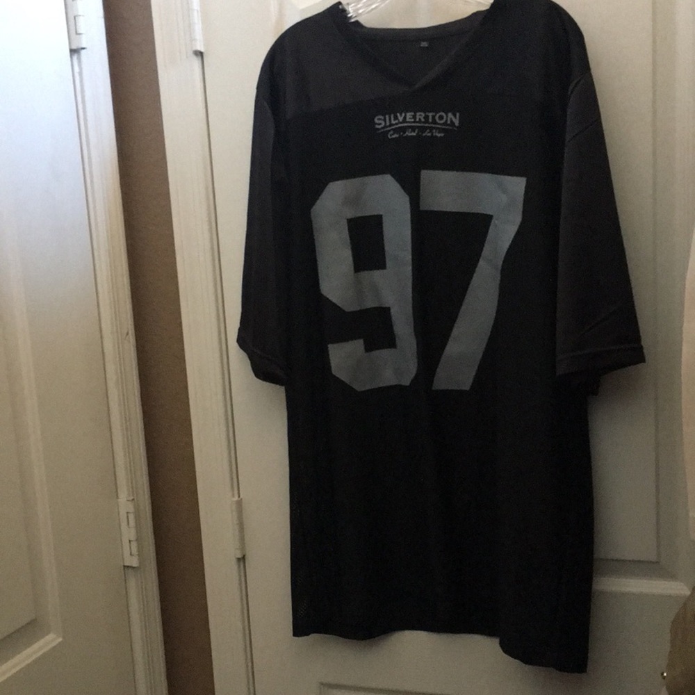 FINAL MARKDOWN Men’s silverton tee 2xl